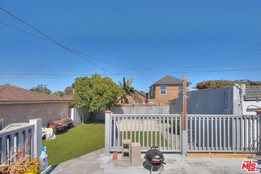 Hillcrest photo 15