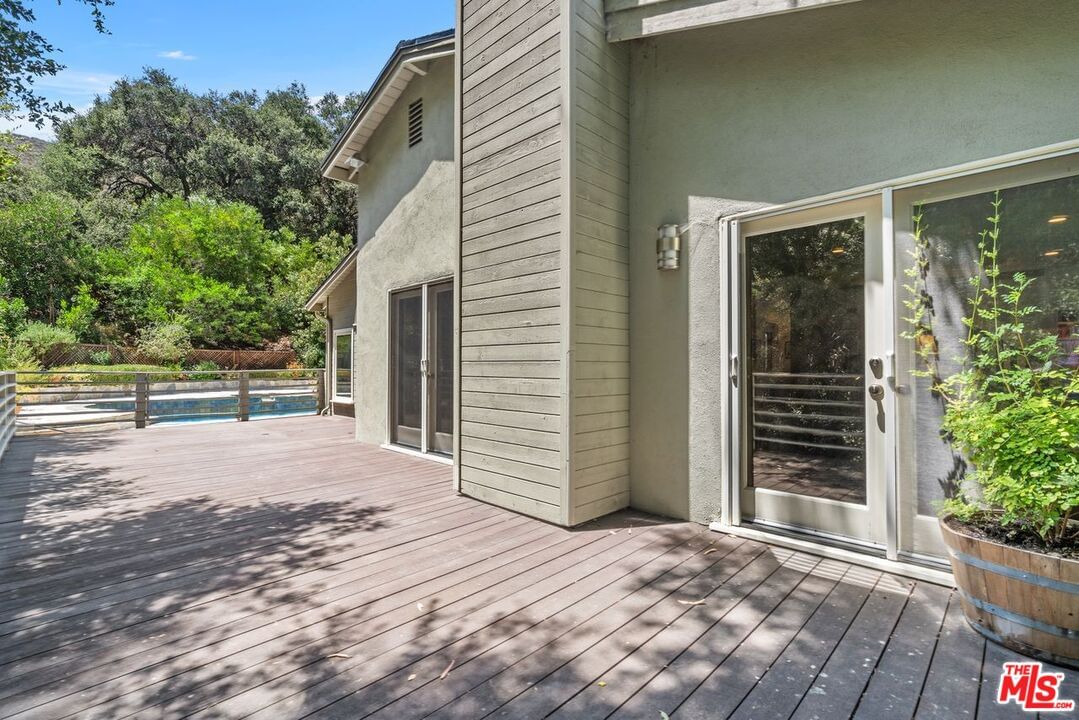 Mulholland photo 45