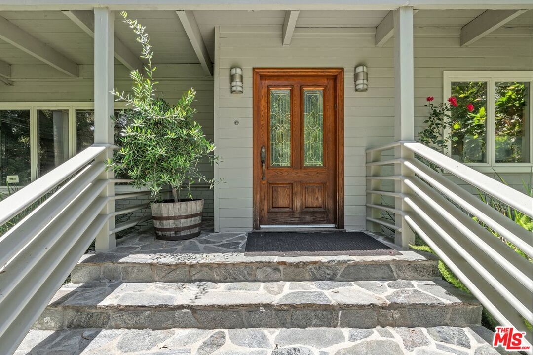 Mulholland photo 6