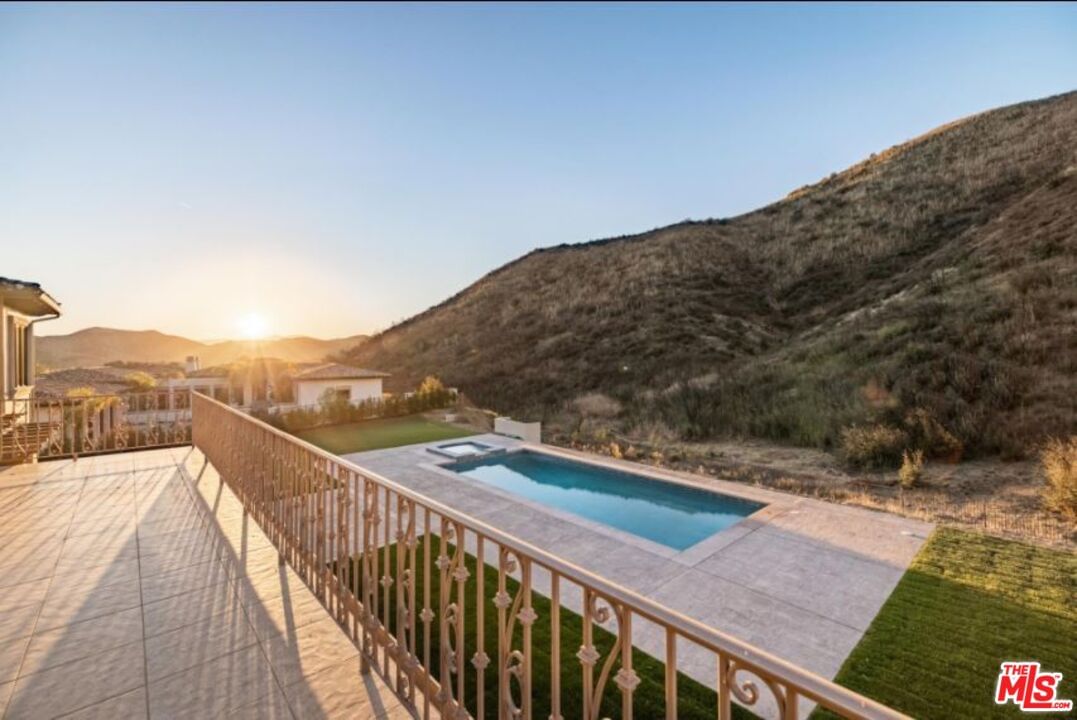Malibu View photo 1