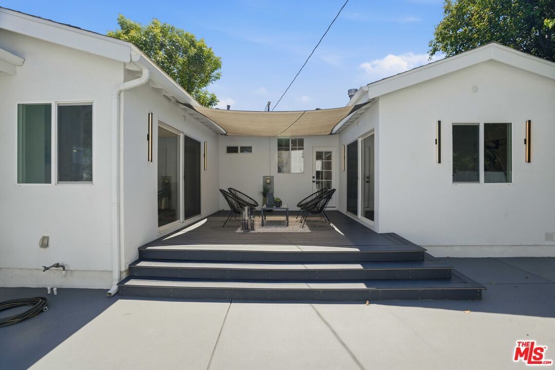 Burbank photo 37