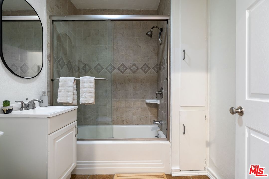 Oak Grove photo 22