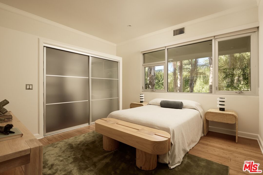 Fryman photo 23