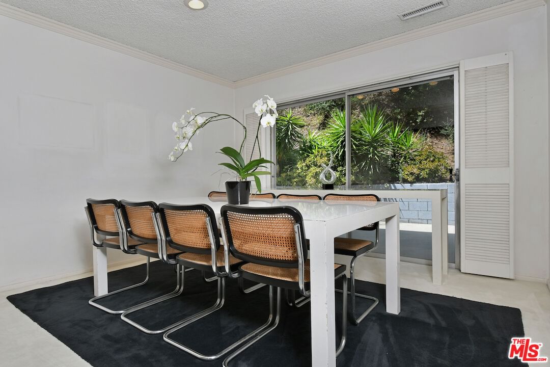 Briarvale Lane photo 20
