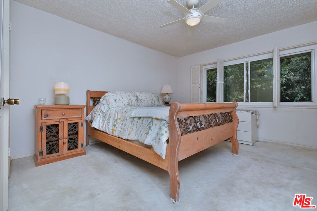Briarvale Lane photo 34