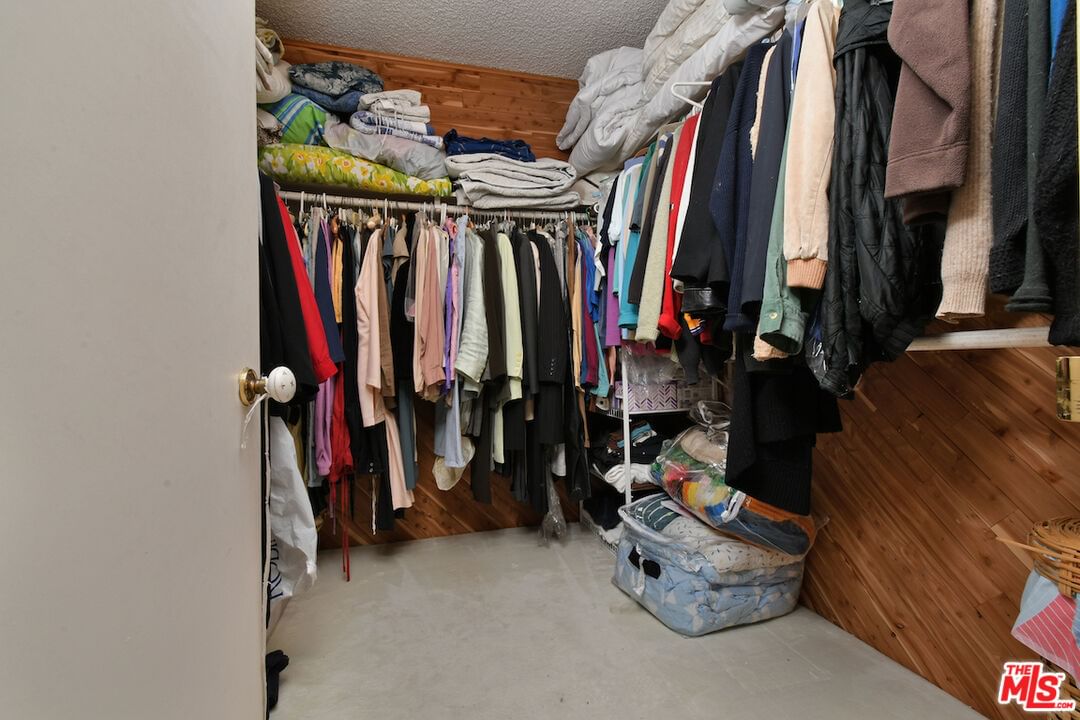 Briarvale Lane photo 41