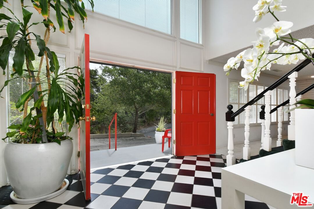 Briarvale Lane photo 9