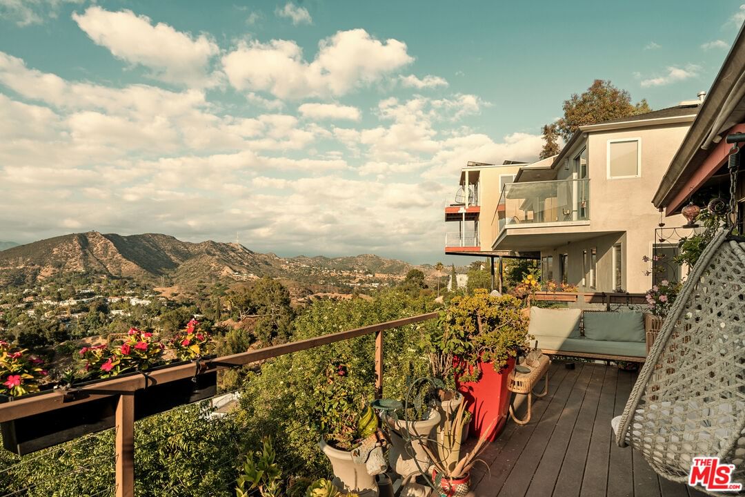 Pacific View photo 32