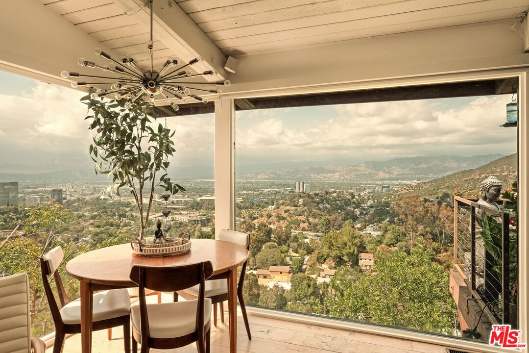 Pacific View photo 5