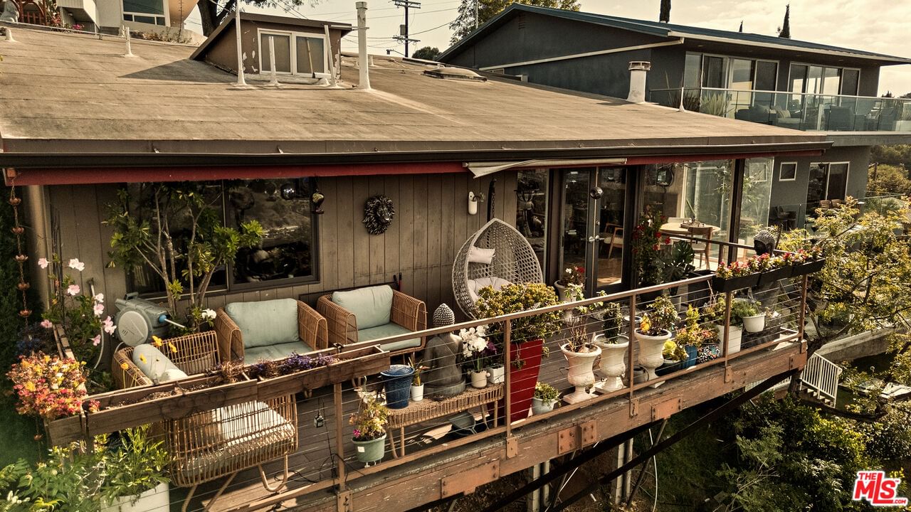 Pacific View photo 46