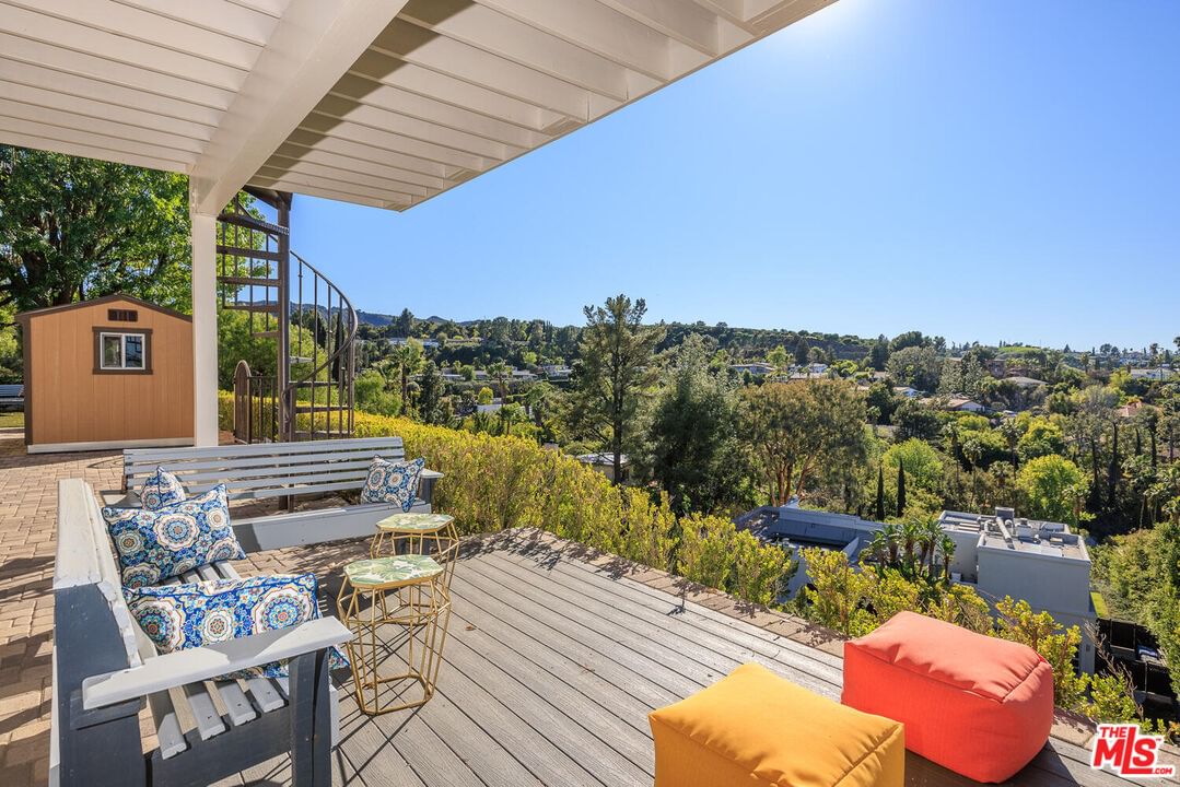 Oak View photo 43