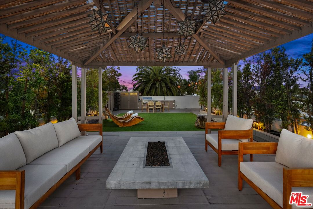 Westmount photo 36