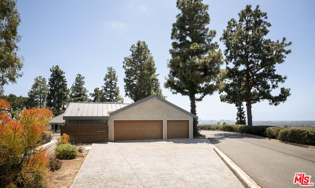 Lago Vista photo 23