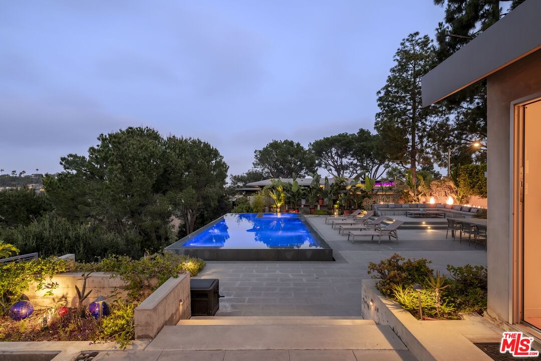Lago Vista photo 27
