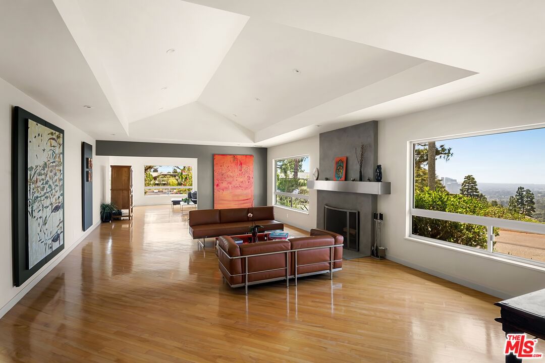 Lago Vista photo 4
