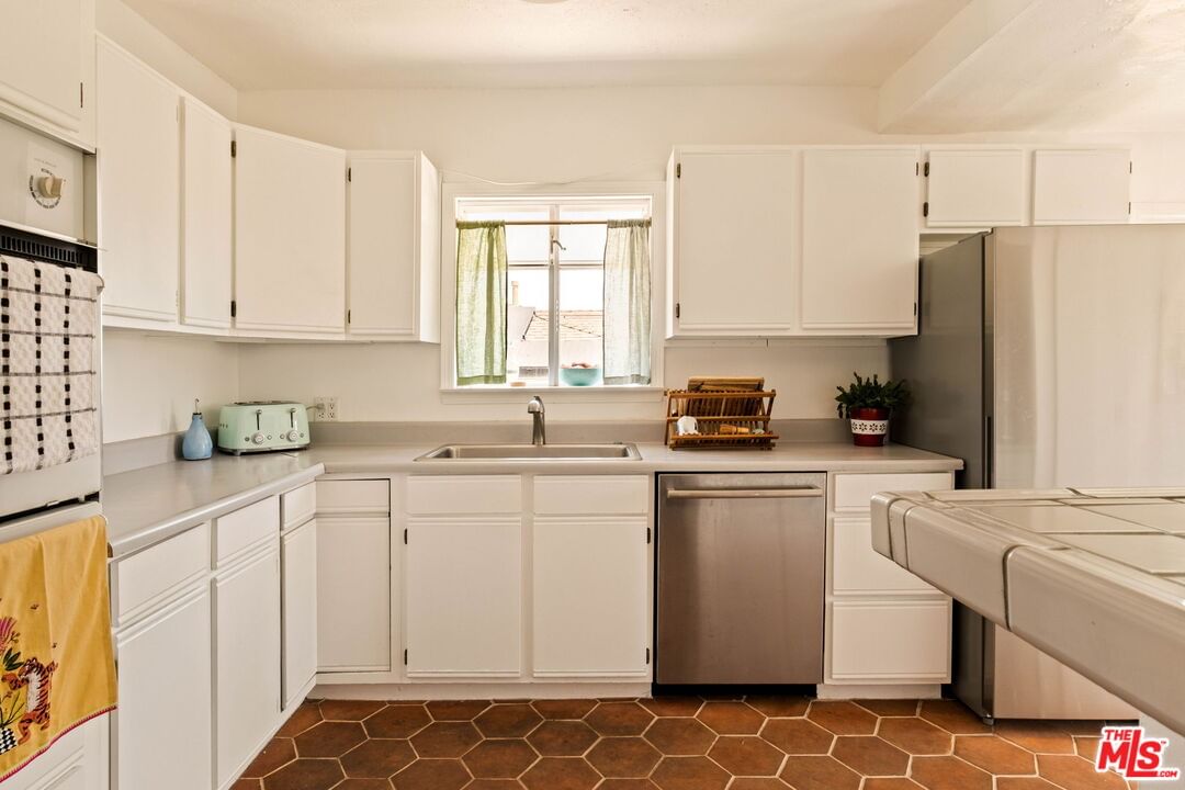 Almaden photo 17