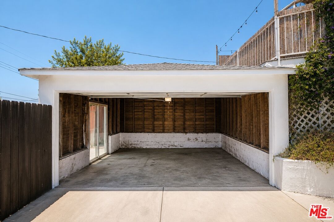 Almaden photo 41