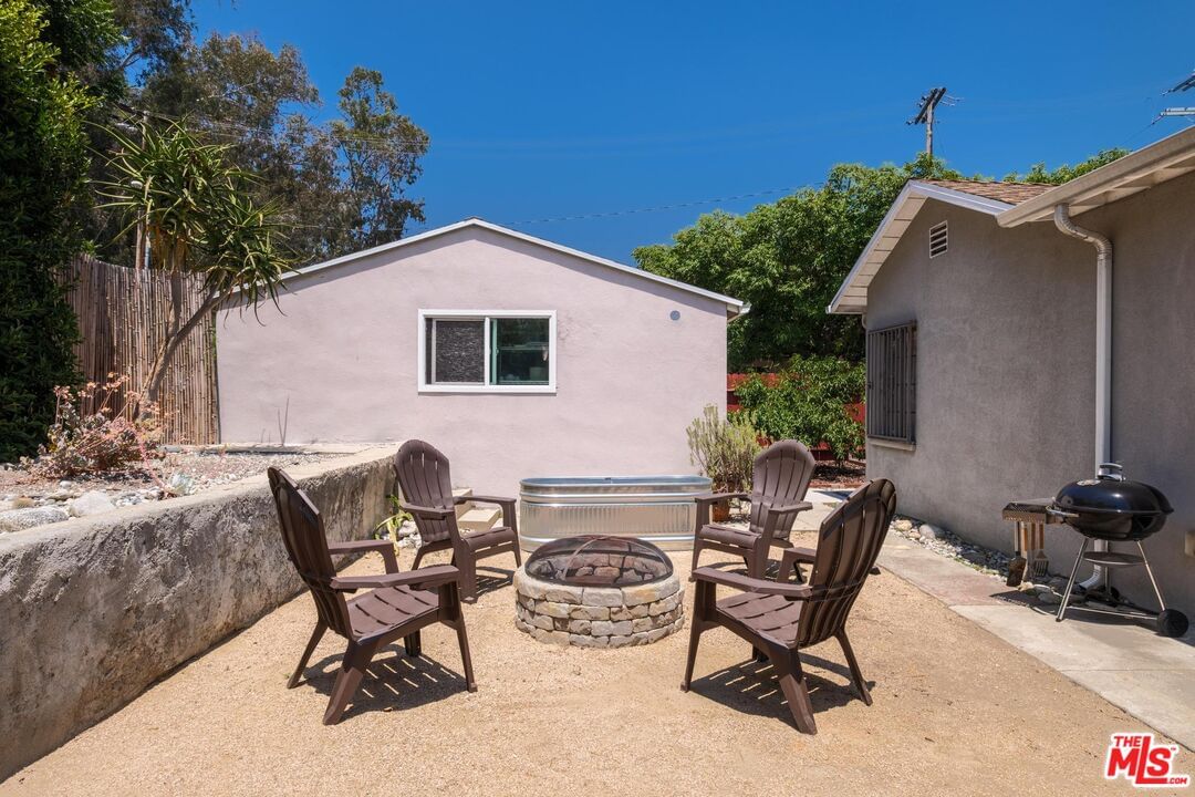 Arroyo photo 49