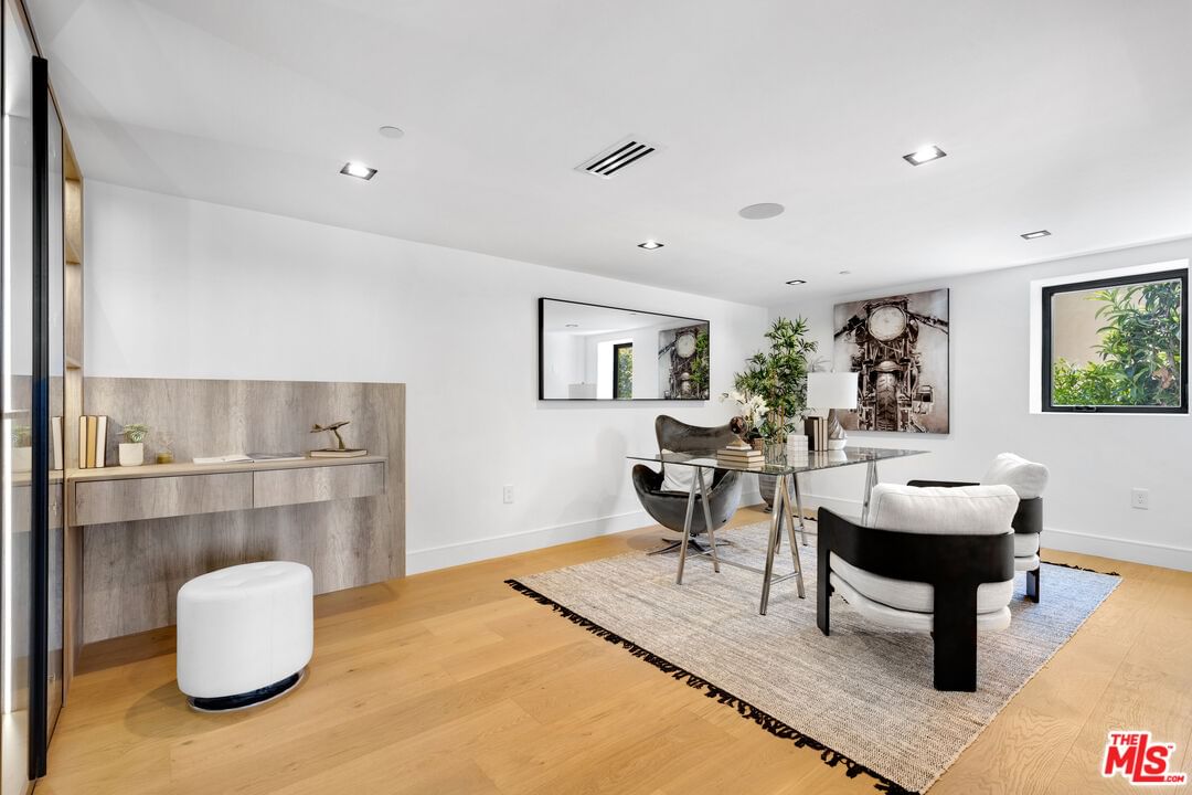 Oak View photo 29
