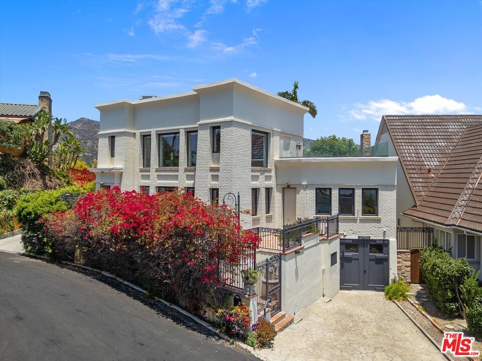 Glendower photo 1