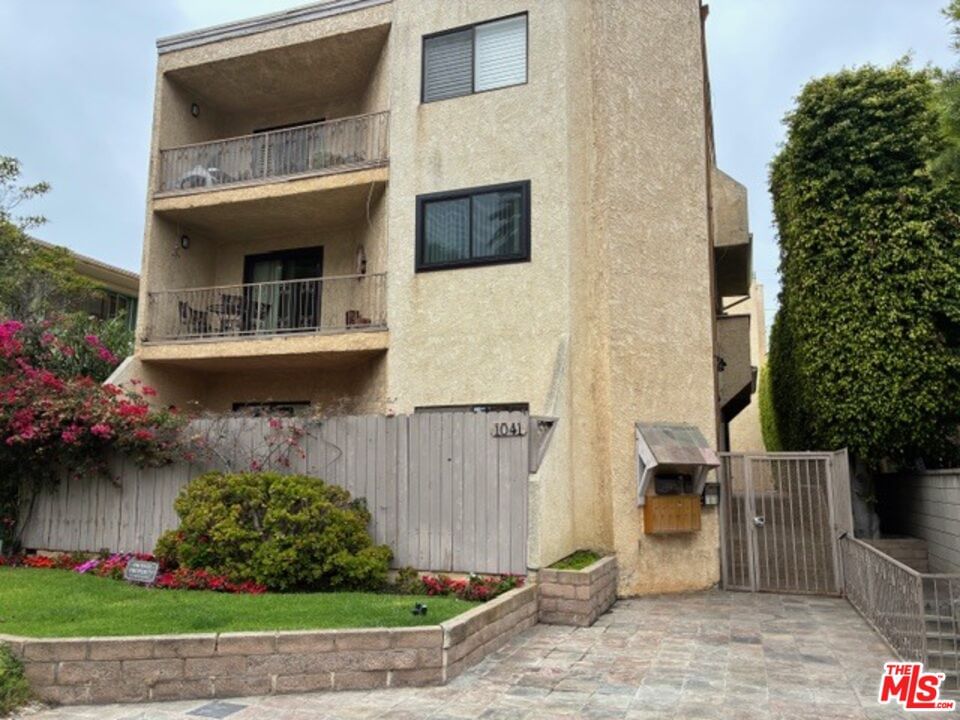 2nd photo 1