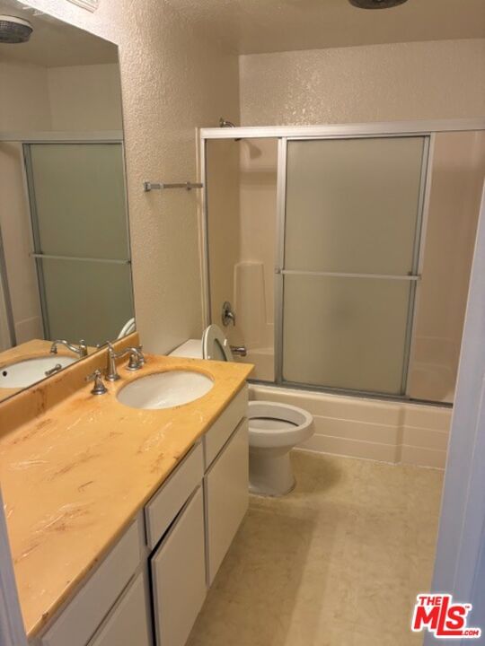 2nd photo 25