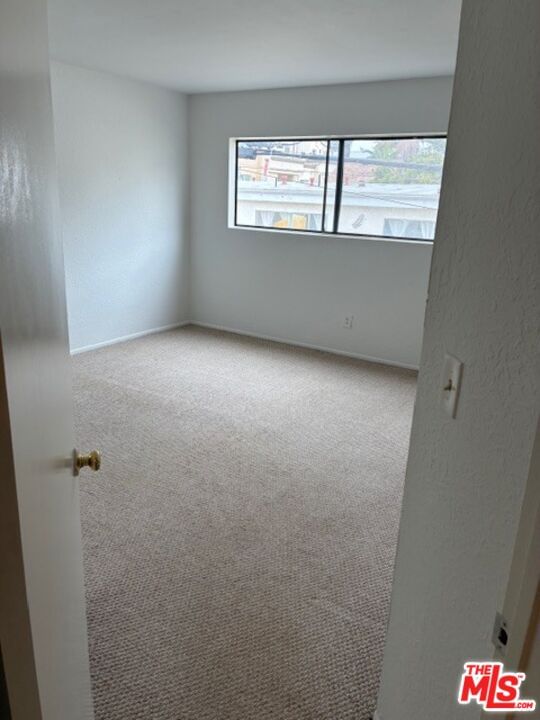 2nd photo 31