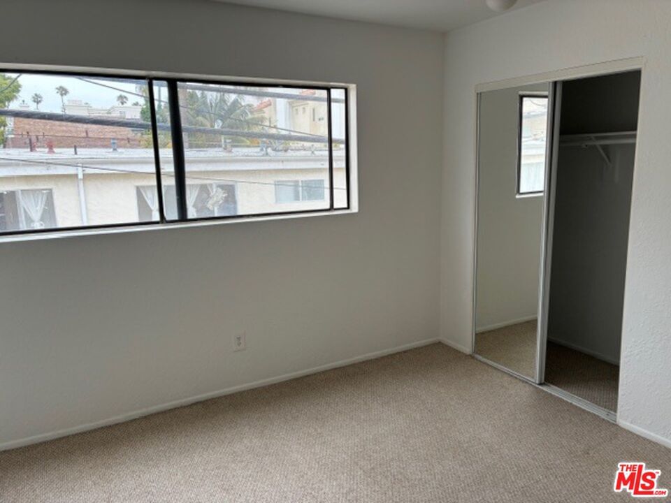 2nd photo 32
