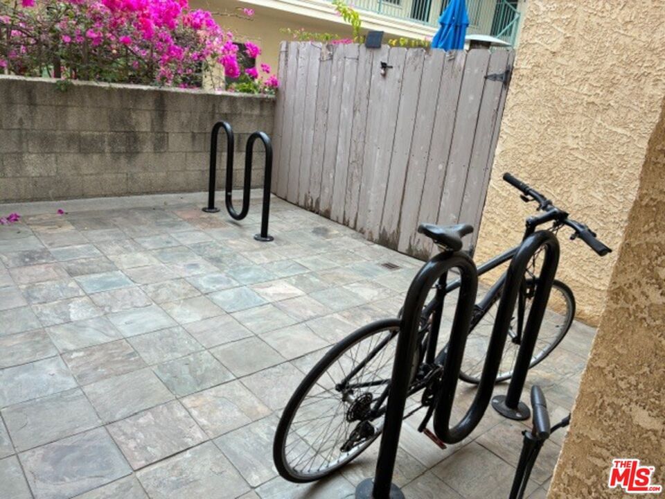 2nd photo 7