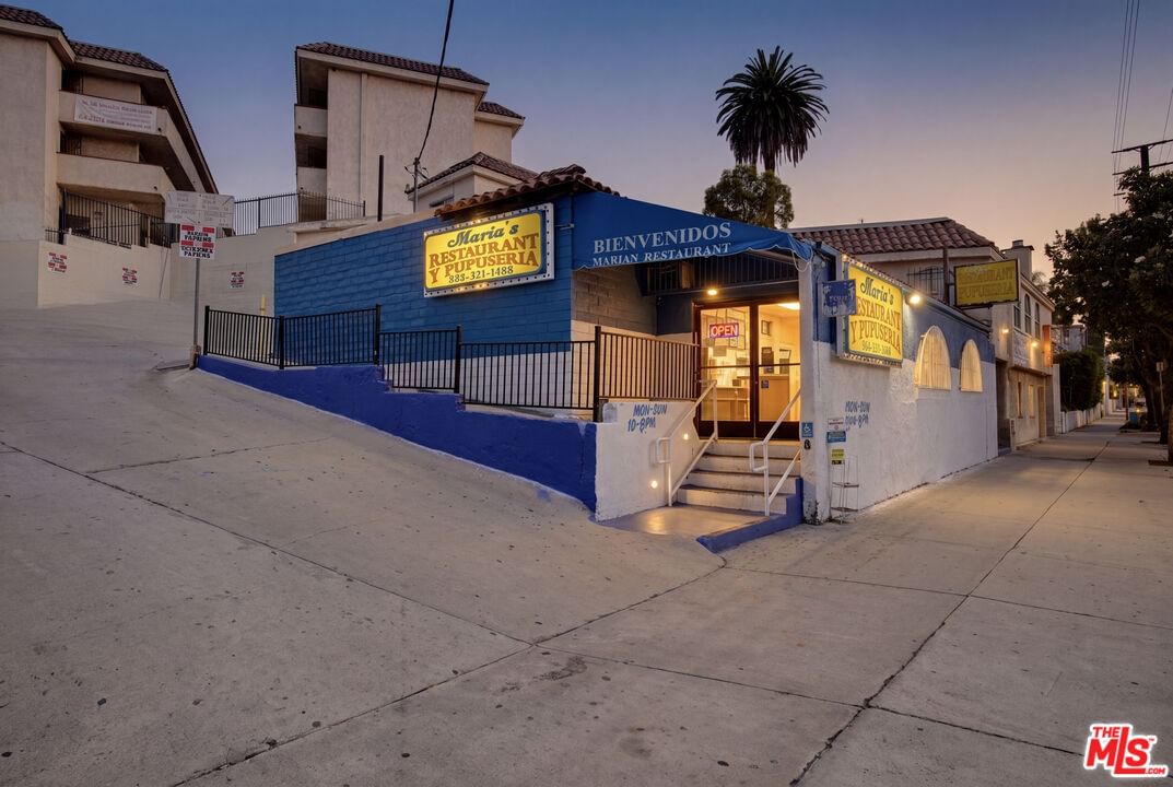 Figueroa photo 10