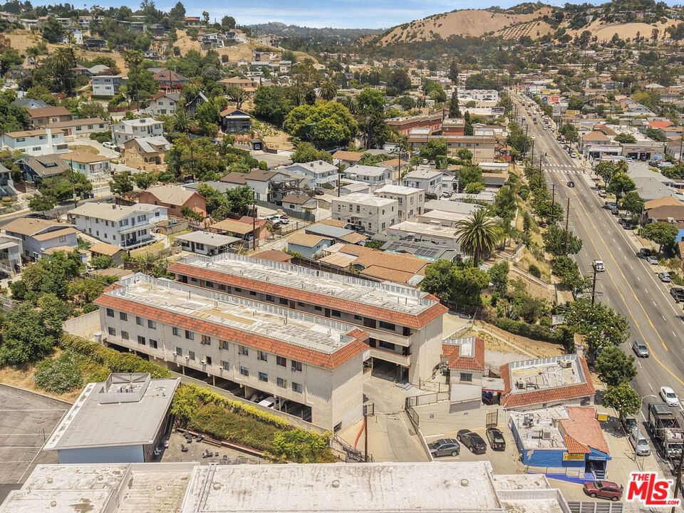 Figueroa photo 4