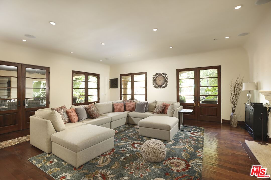 White Oak photo 16
