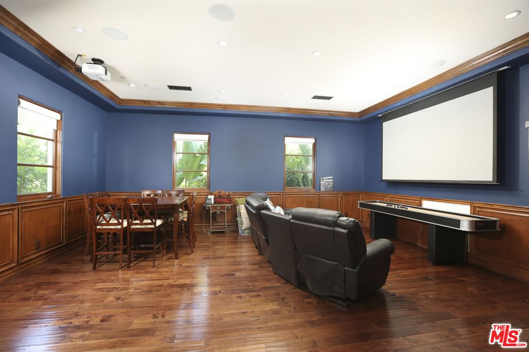 White Oak photo 21