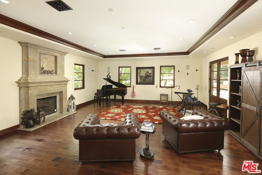 White Oak photo 8