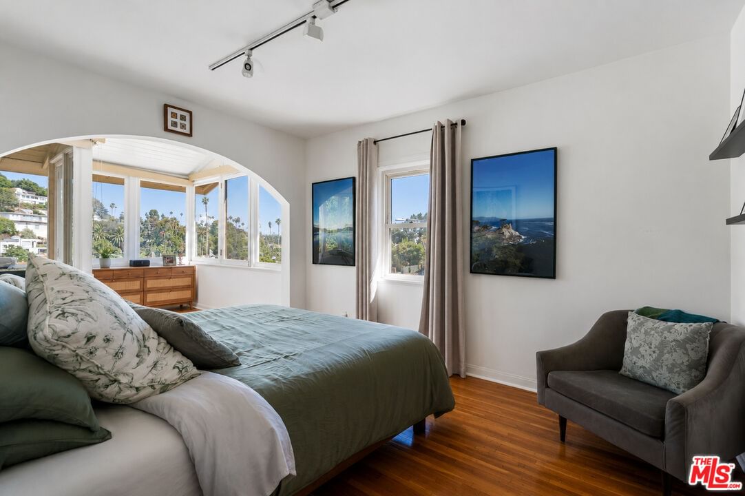 Westerly photo 46