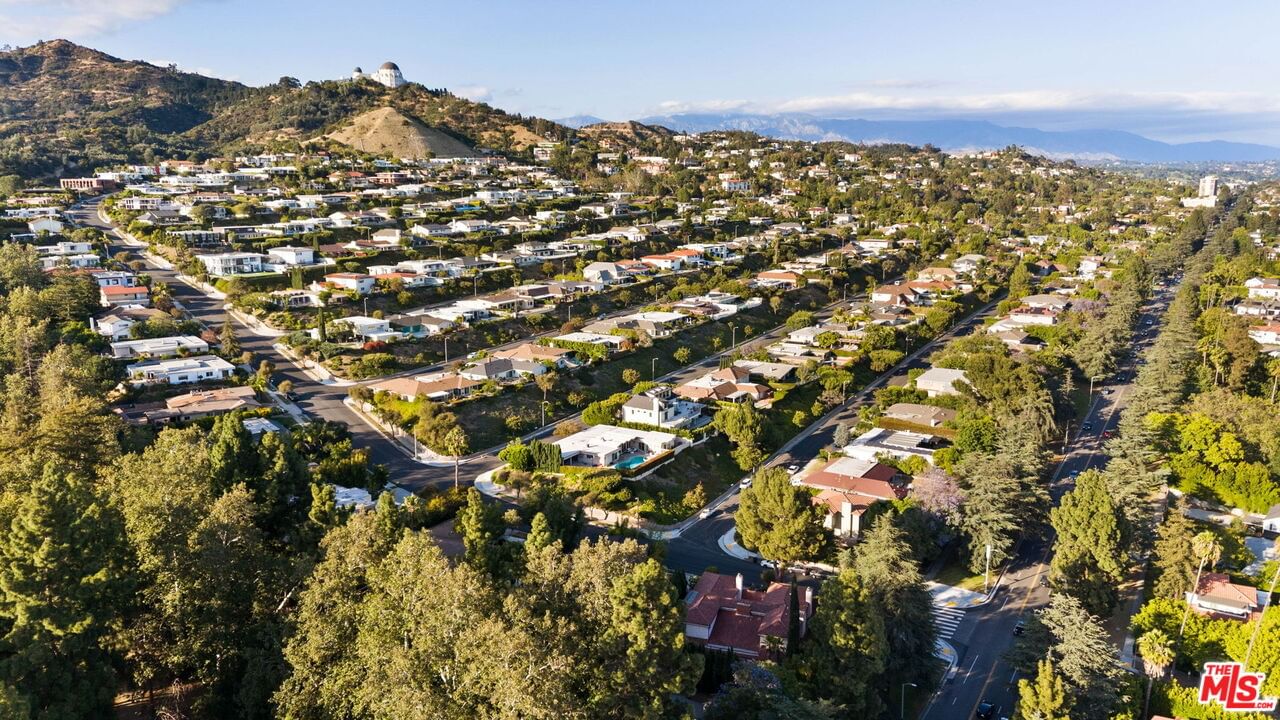 Hobart photo 59