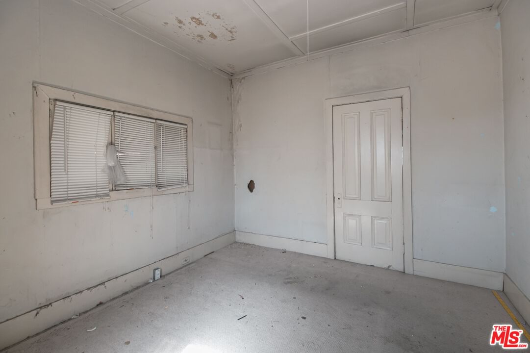 Regent photo 9