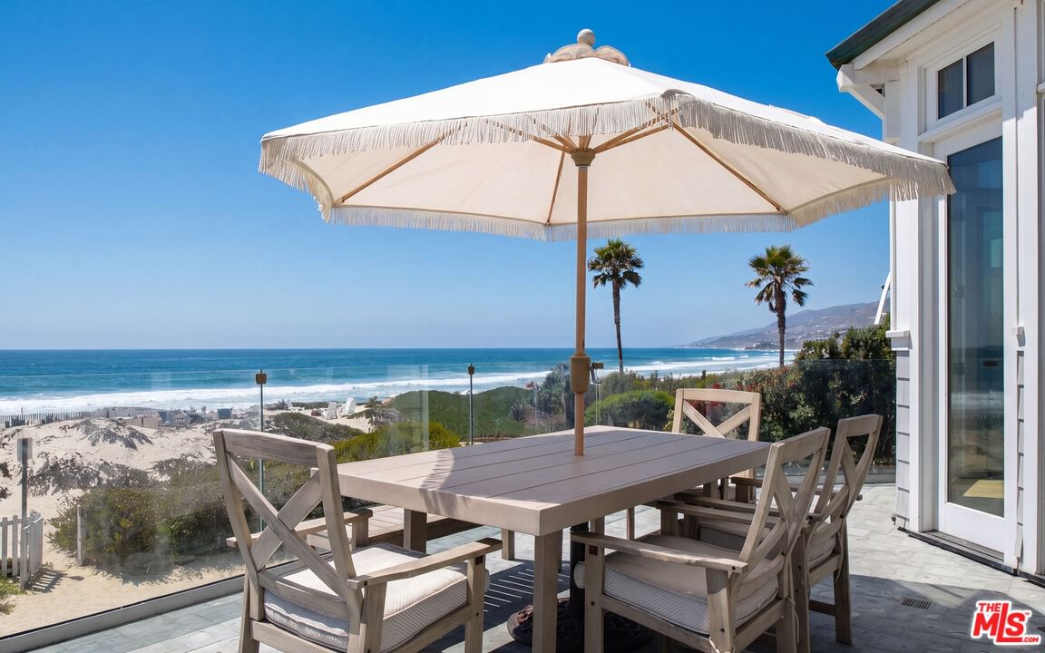 Broad Beach photo 18