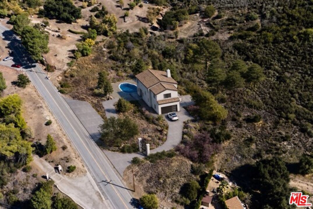 Mulholland photo 4