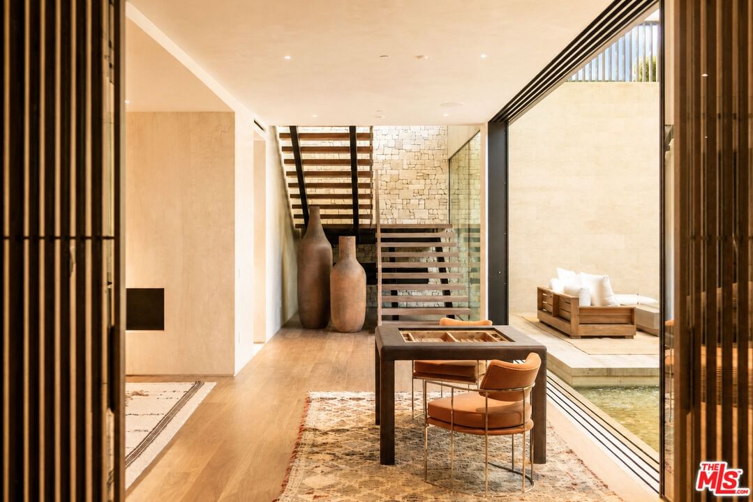 Laurel photo 49