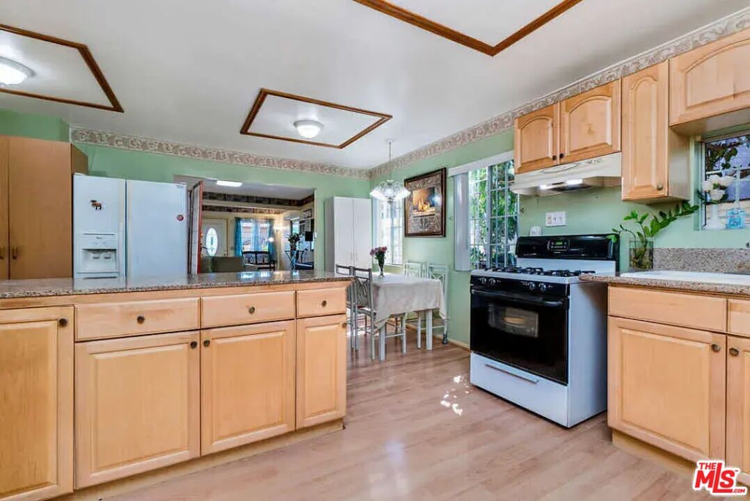 Rampart photo 6