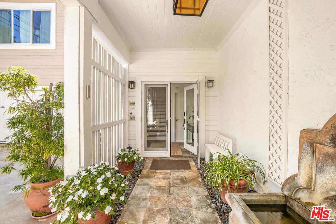 Beverly Glen photo 5