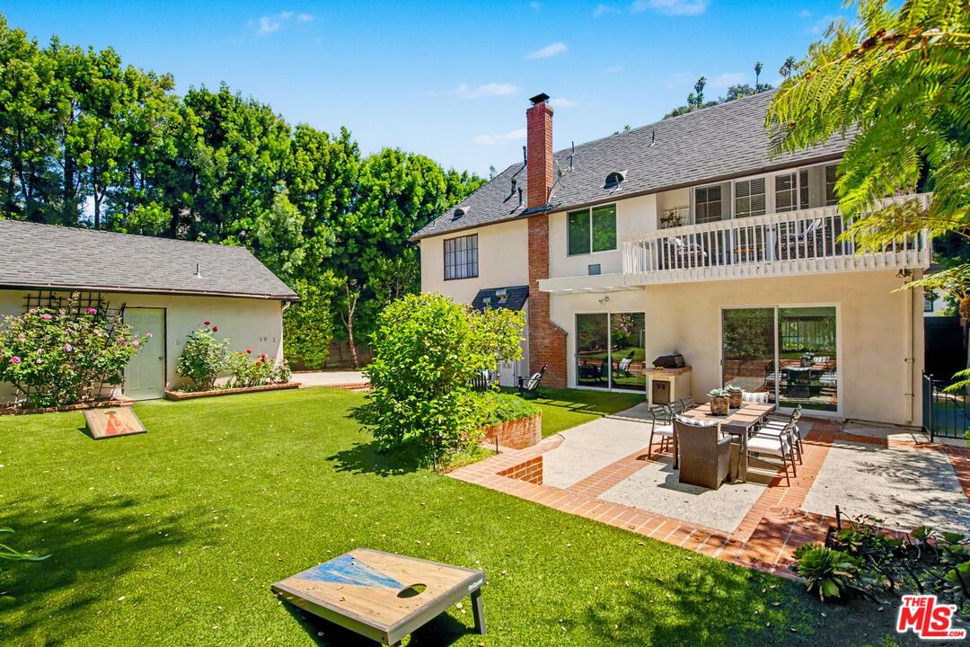 Benedict Canyon photo 45