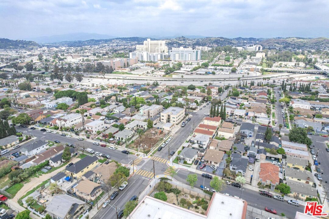 City View photo 14