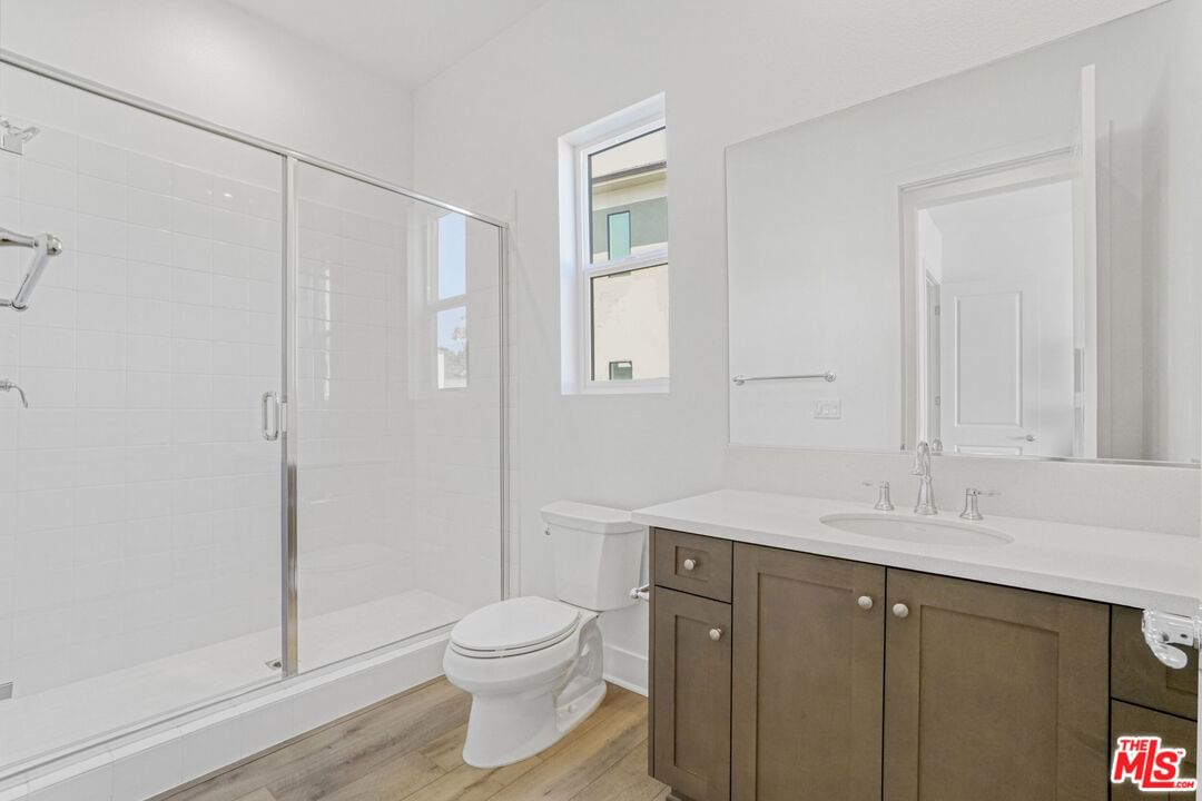 Edgewood photo 28