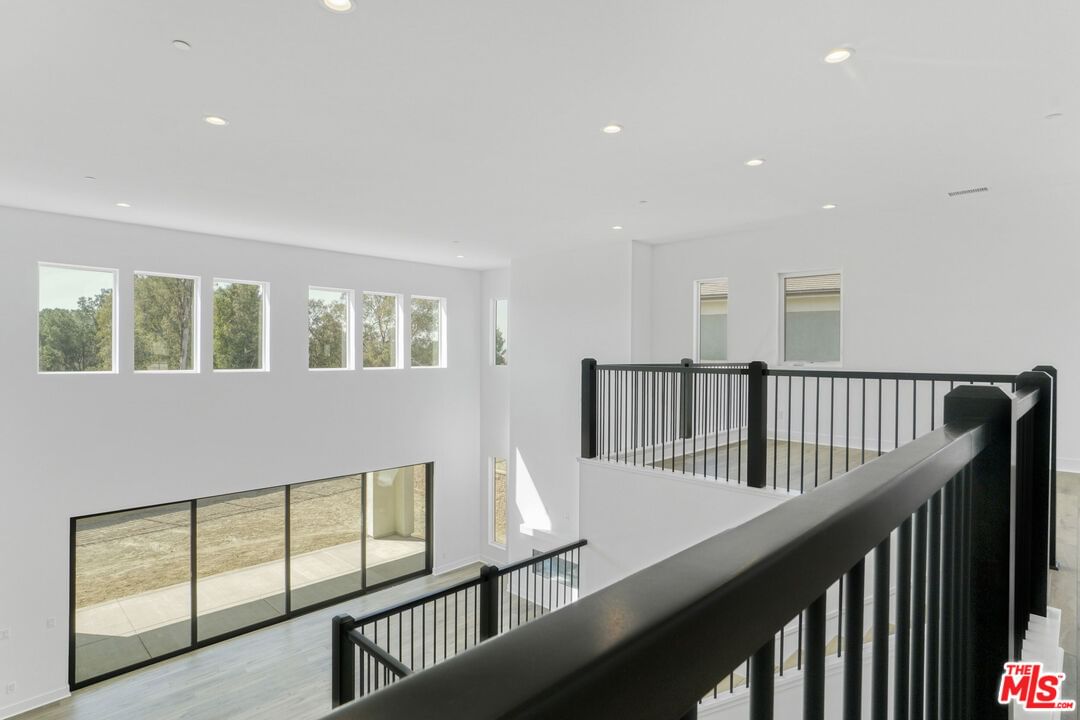 Edgewood photo 36