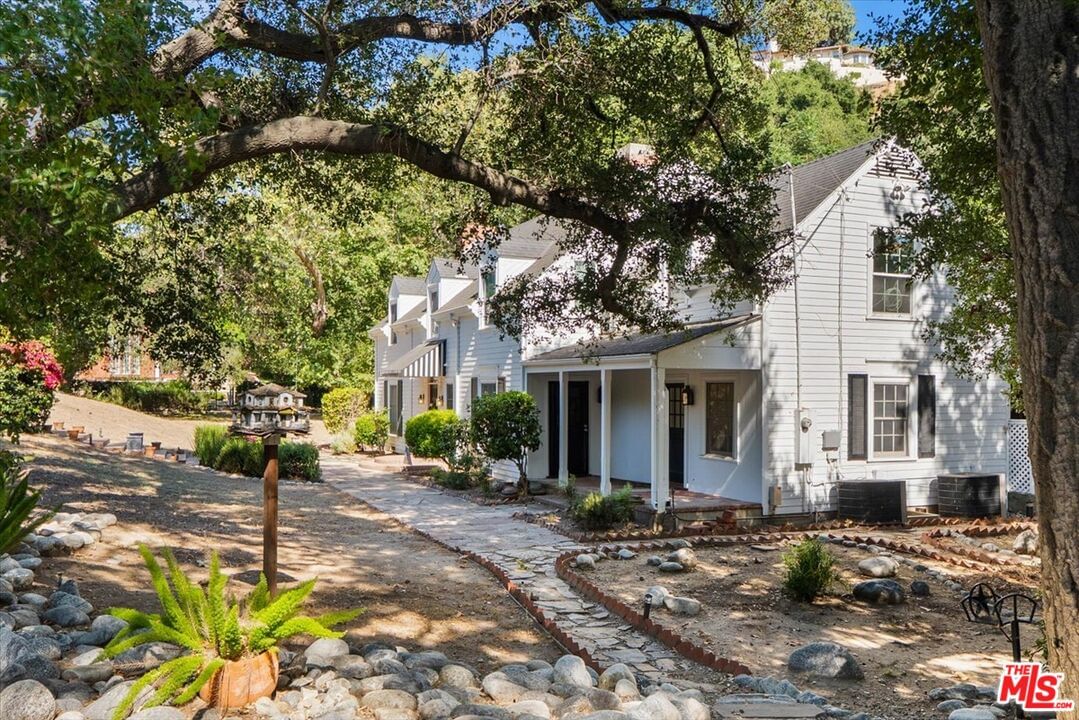 Woodlyn photo 28