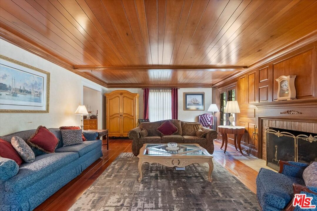 Woodlyn photo 30