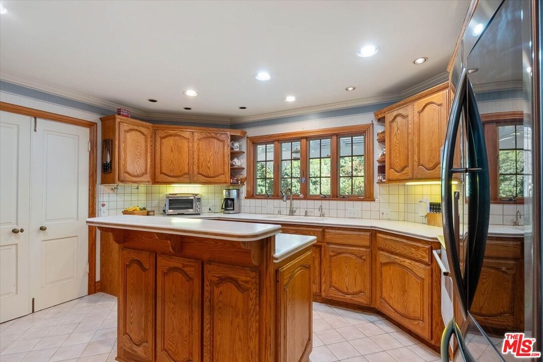 Woodlyn photo 31