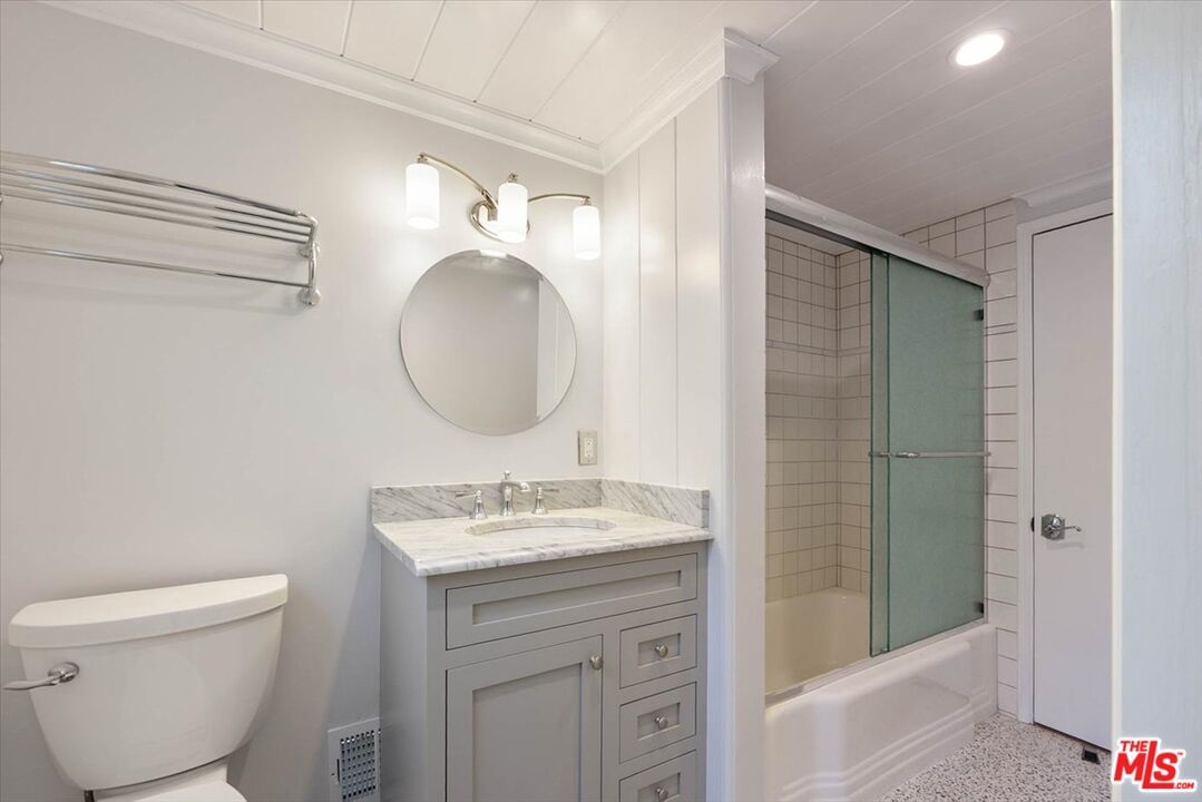 Woodlyn photo 38
